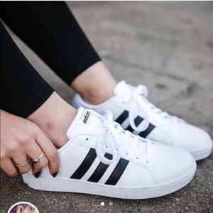 Women’s Adidas baseline sneaker